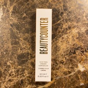 New Beautycounter Skin Twin concealer Fair2
